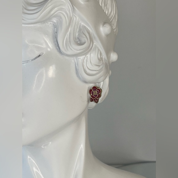 CHANEL CC Logo Camellia Gold Tone Pierce Earrings - Picture 8 of 10